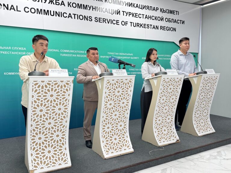 ТҮРКІСТАН: «КОНГРЕСС ХОЛЛ» КЕШЕНІНІҢ ҰЖЫМЫ АЛМАТЫ ҚАЛАСЫНДА ӨНЕР КӨРСЕТТІ
