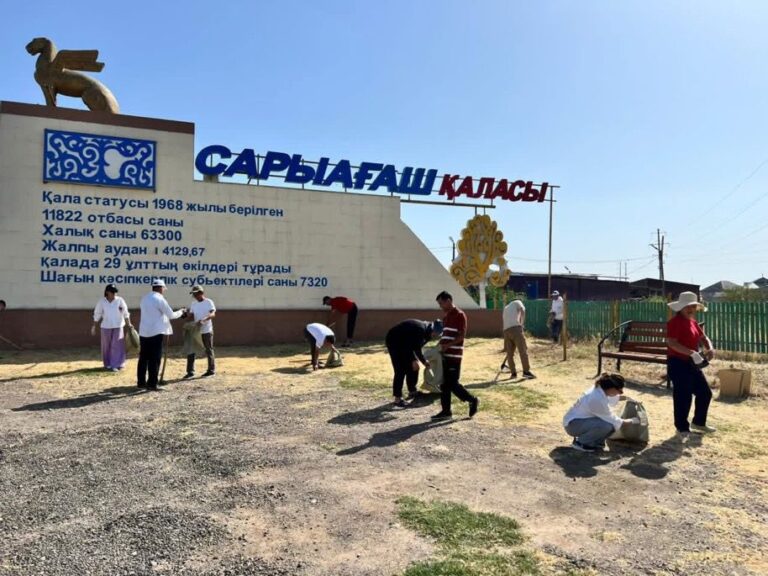 «ТАЗА ҚАЗАҚСТАН»: САРЫАҒАШ АУДАНЫНДА СЕНБІЛІККЕ 2000-ҒА ЖУЫҚ АДАМ АТСАЛЫСТЫ