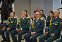 Отан қорғаушы күніне орай алғашқы әскери және технологиялық дайындық пәні мұғалімдері марапатталды