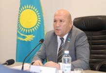 Түркістан облыстық мәслихатының төрағасы Нұралы Әбішов аудандық және қалалық мәслихат төрағаларымен кездесті