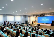 Президент: Барлық деңгейдегі әкімдер жыл бойы халықпен кездесулер өткізсін