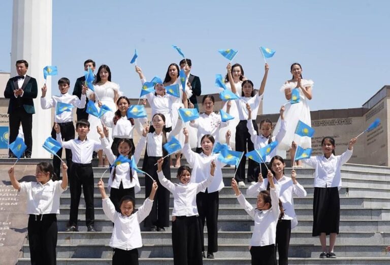 Елтаңба, Ту және Әнұран – мызғымас мемлекеттігіміздің белгісі – Президент