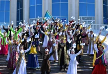 Дін саласындағы мемлекеттік саясаттың мүддесі мемлекеттің зайырлылық тірек