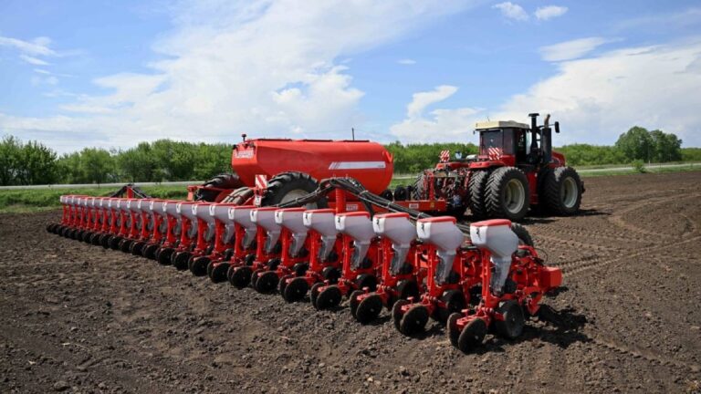 Егіс науқаны – 2025: науқанның белгіленген мерзімде аяқталуы, дақылдарды әртараптандыру және шаруаларды қолдау жүйесіндегі жүйелі өзгерістер