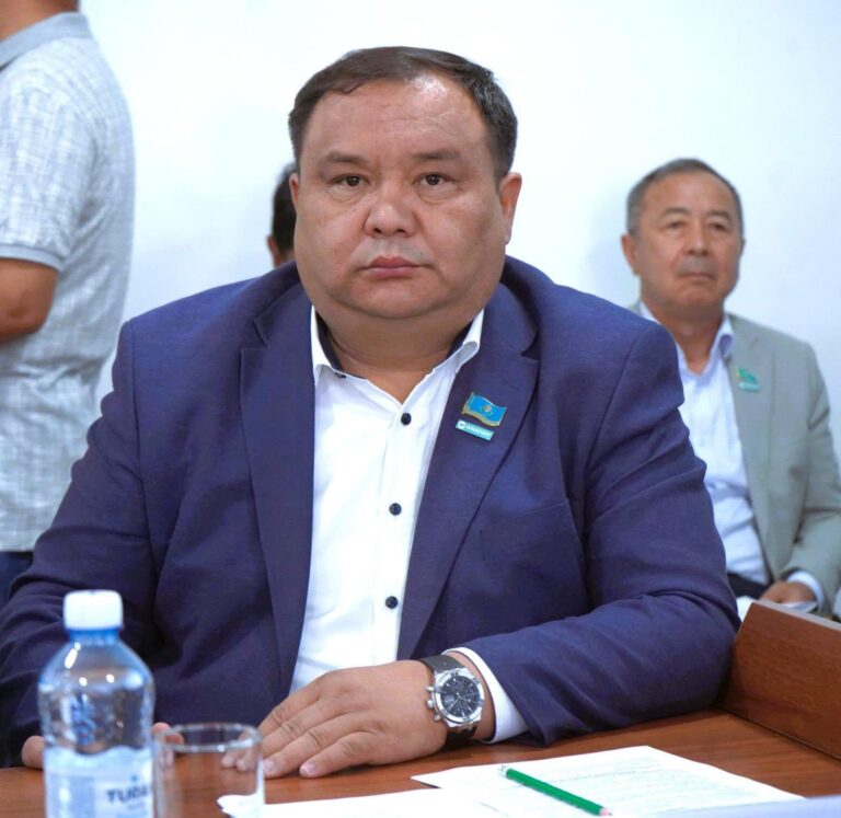 Құрметті құрылыс саласының қызметкерлері!