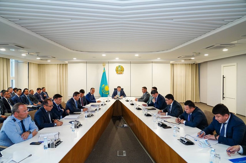 ТҮРКІСТАНДА ПРЕЗИДЕНТ ЖОЛДАУЫН ЖҮЗЕГЕ АСЫРУ ЖӨНІНДЕГІ КЕҢЕС ӨТТІ