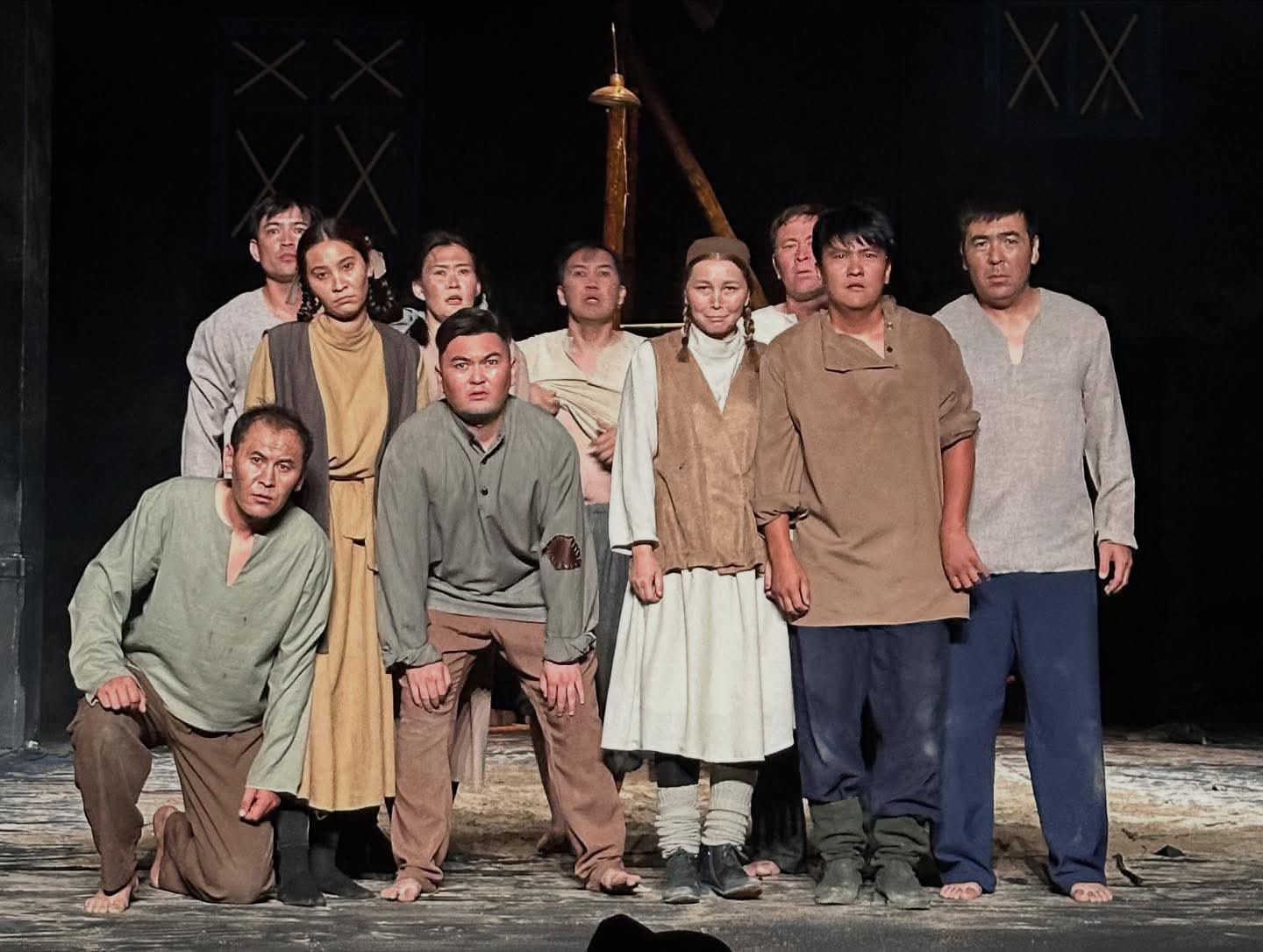 ТҮРКІСТАН ҚАЛАЛЫҚ Р.СЕЙТМЕТОВ АТЫНДАҒЫ САЗДЫ-ДРАМА ТЕАТРЫ XXVI ЖАҢА МАУСЫМЫН БАСТАДЫ