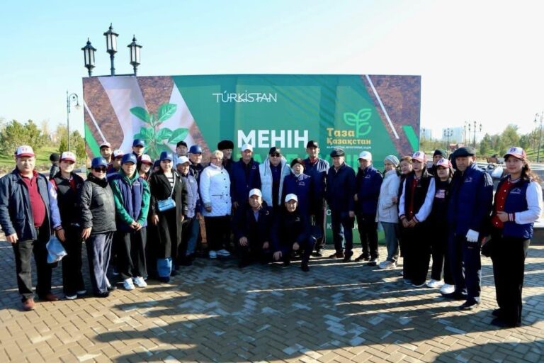 «ДЕНДРОСАЯБАҚТА» КҮЗГІ АҒАШ ОТЫРҒЫЗУ АКЦИЯСЫ ӨТТІ