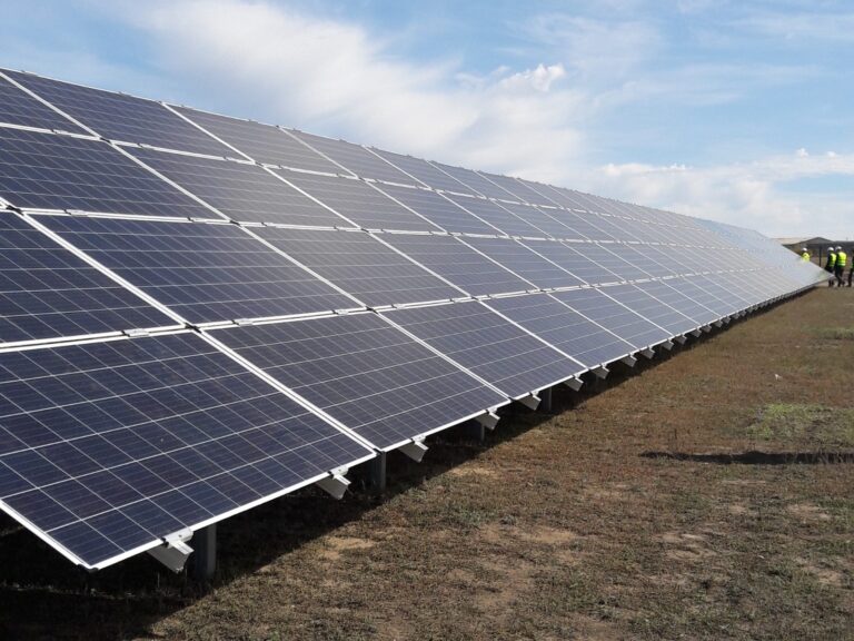 БӘЙДІБЕК АУДАНЫНДА ҚУАТТЫЛЫҒЫ 50 МВТ КҮН ЭЛЕКТР СТАНЦИЯСЫ САЛЫНАДЫ