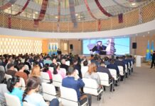 ТҮРКІСТАН ОБЛЫСЫНДА ЭНЕРГЕТИКА САЛАСЫНЫҢ ЕҢБЕККЕРЛЕРІНЕ ҚҰРМЕТ КӨРСЕТІЛДІ