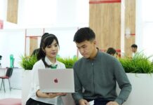 700-ге жуық қазақстандық бір айда ХҚКО-ларда цифрлық сауаттылықты үйренді