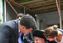 ТҮРКІСТАН: ЖЕТІСАЙДА СОҒЫСТЫҢ СОҢҒЫ СОЛДАТЫНА ПРЕЗИДЕНТТІҢ ҚҰТТЫҚТАУЫ ТАБЫСТАЛДЫ