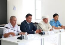 Арақсыз ауыл: Сауранда кәсіпкерлермен салауатты өмір салтын насихаттау мәселесі талқыланды