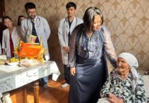 ТҮРКІСТАН: «RESPUBLICA» ПАРТИЯСЫ ҚАРИЯЛАРҒА ҚҰРМЕТ КӨРСЕТТІ